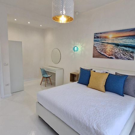 Blumarine Apartments In Naples Exterior photo